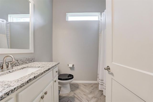 8751 Overlook Drive, Guthrie, OK 73044