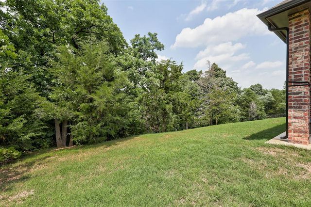 8751 Overlook Drive, Guthrie, OK 73044
