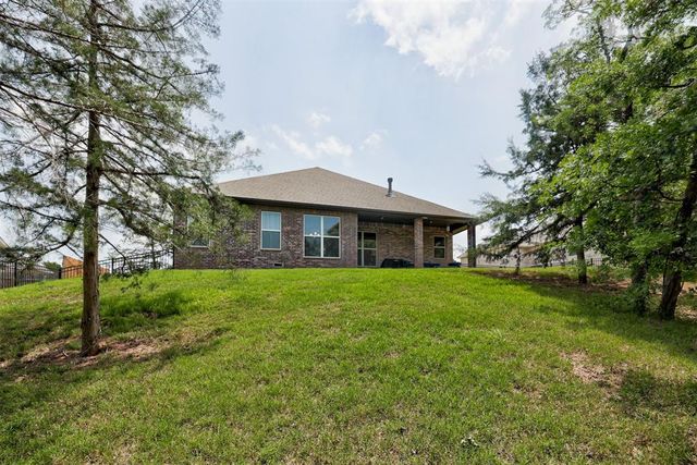 8751 Overlook Drive, Guthrie, OK 73044