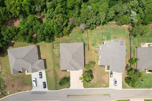 8751 Overlook Drive, Guthrie, OK 73044