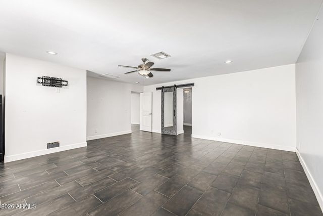 4133 W TOPEKA Drive, Glendale, AZ 85308