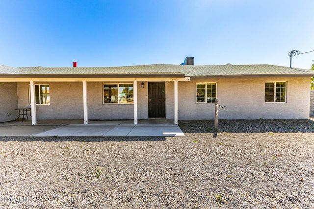 4133 W TOPEKA Drive, Glendale, AZ 85308