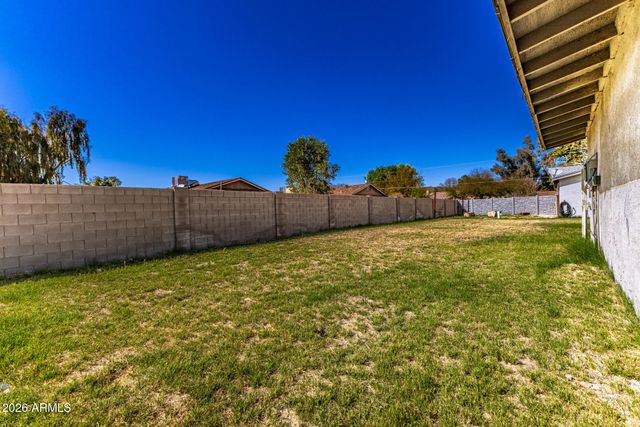 4133 W TOPEKA Drive, Glendale, AZ 85308