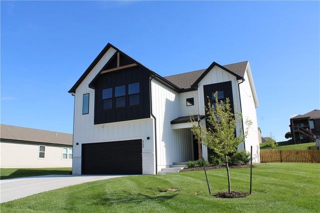 9209 NE 111th Terrace, Kansas City, MO 64157