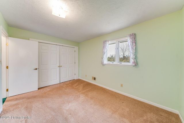 3521 Rock Rose Ln, La Grange, KY 40031