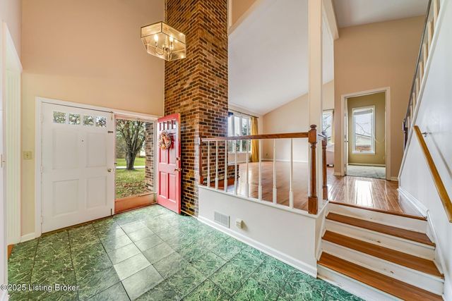 3521 Rock Rose Ln, La Grange, KY 40031