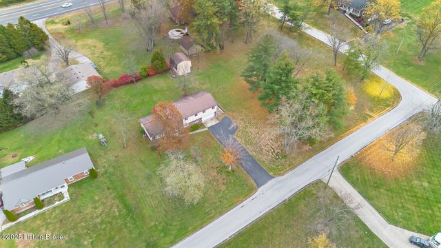 3521 Rock Rose Ln, La Grange, KY 40031