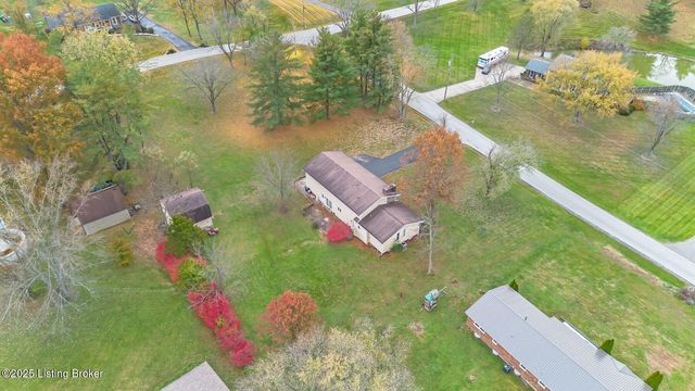 3521 Rock Rose Ln, La Grange, KY 40031