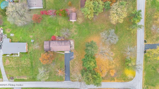 3521 Rock Rose Ln, La Grange, KY 40031