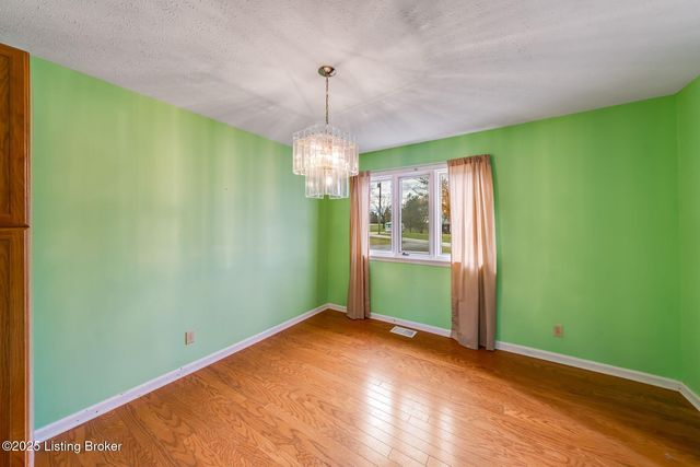 3521 Rock Rose Ln, La Grange, KY 40031