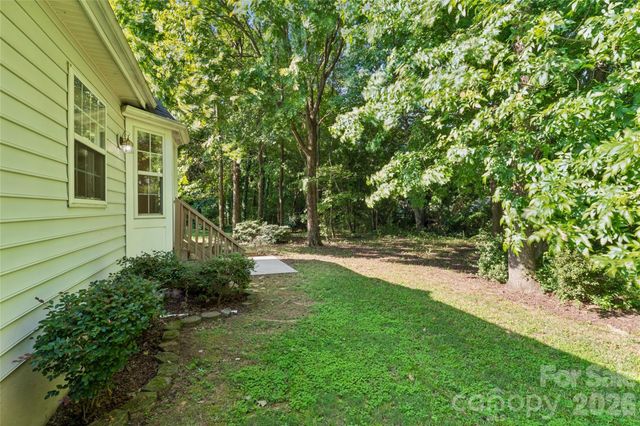 5538 Whispering Wind Lane, Indian Trail, NC 28079