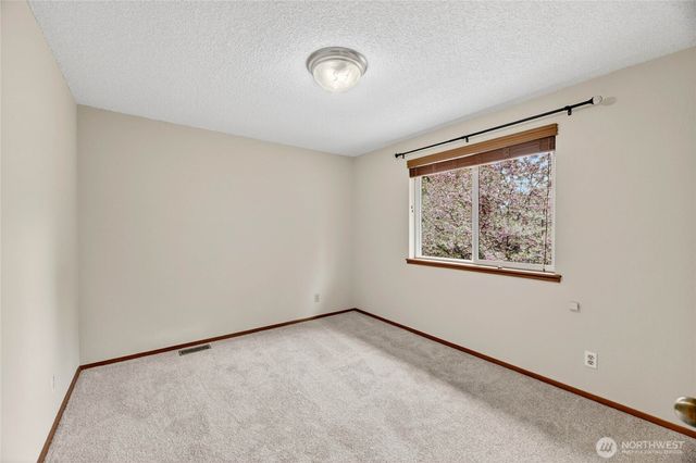 13459 SE 250th Court, Kent, WA 98042