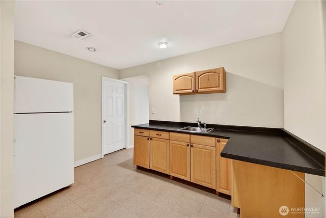 13459 SE 250th Court, Kent, WA 98042