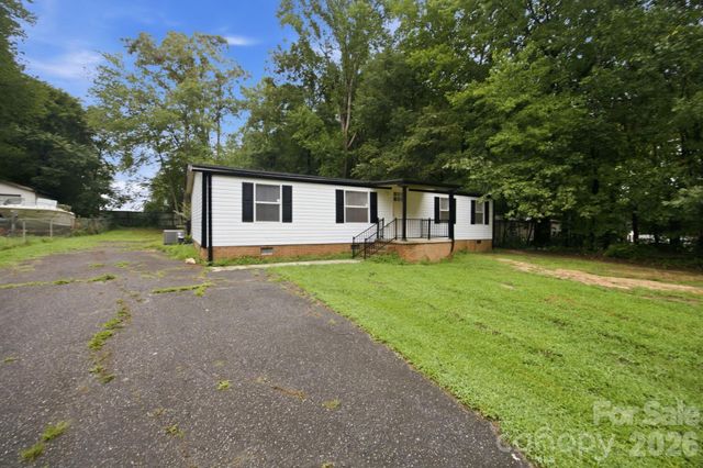 3250 Ole Country Lane, Claremont, NC 28610
