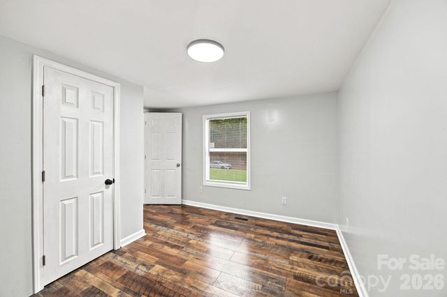 3250 Ole Country Lane, Claremont, NC 28610
