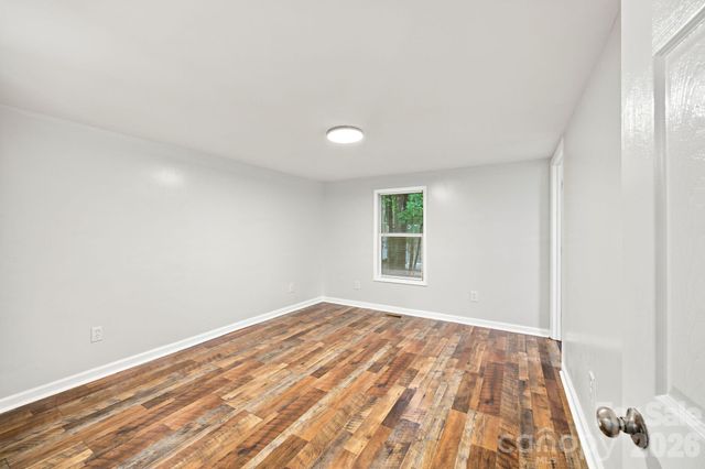 3250 Ole Country Lane, Claremont, NC 28610