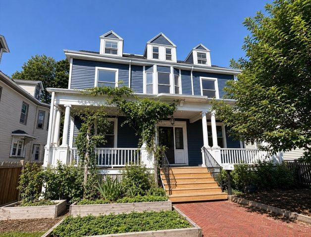 23 Summit Ave, Somerville, MA 02143