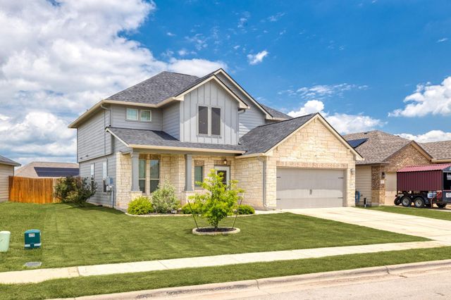 109 Reagor DR, Taylor, TX 76574
