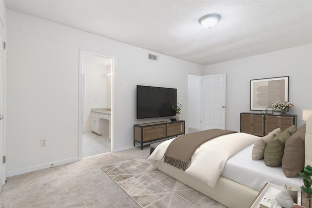 6289 KIRBY DOWNS DR, Memphis, TN 38115