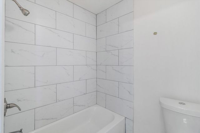 6289 KIRBY DOWNS DR, Memphis, TN 38115