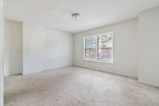 6289 KIRBY DOWNS DR, Memphis, TN 38115