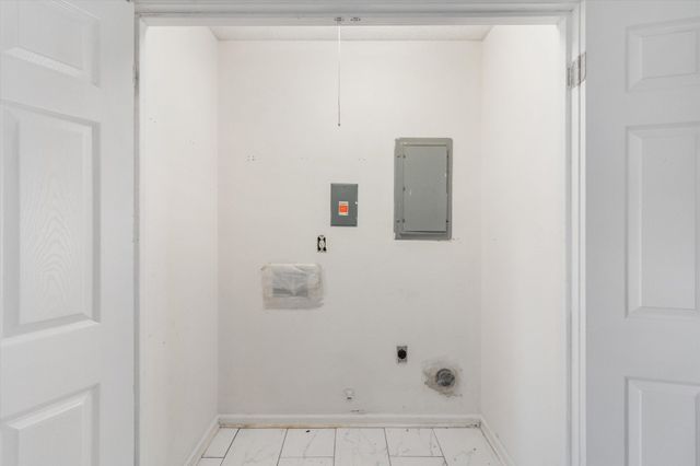 6289 KIRBY DOWNS DR, Memphis, TN 38115