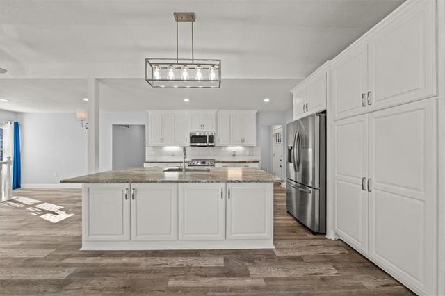 303 S Jackson Street, Spring Hill, KS 66083