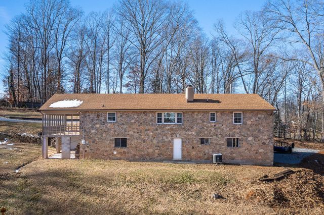 520 Old Trents Ferry Road, Lynchburg, VA 24503