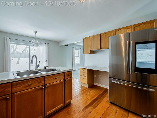 30654 Golden Valley Drive, South Lyon, MI 48165