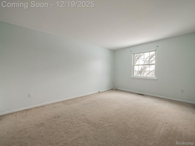 30654 Golden Valley Drive, South Lyon, MI 48165