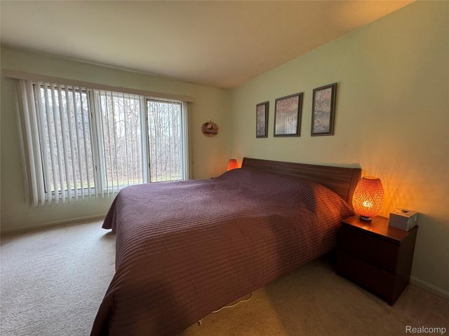 40342 Riverbend Drive, Sterling Heights, MI 48310