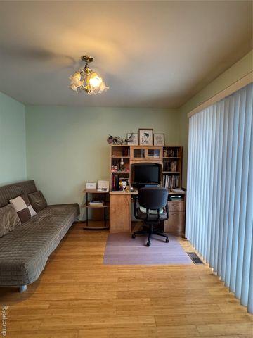 40342 Riverbend Drive, Sterling Heights, MI 48310