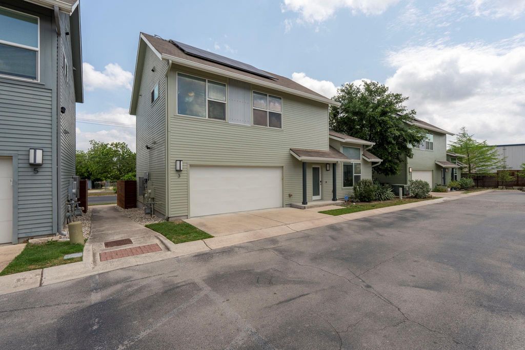 301 W STASSNEY LN, Austin, TX 78745