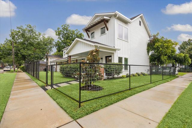 1205 Temple Street, Houston, TX 77009