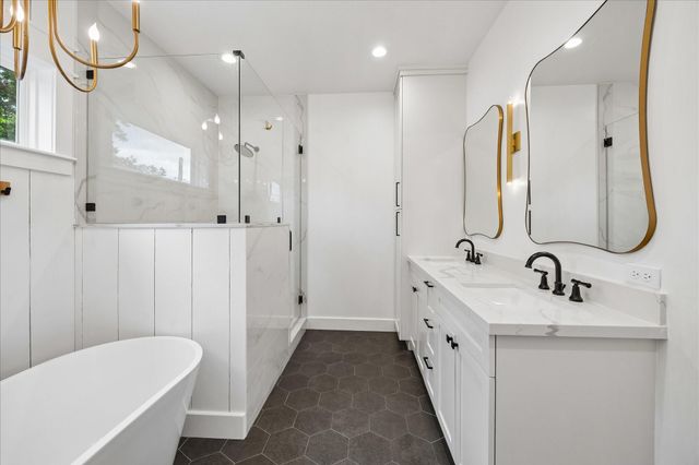 1205 Temple Street, Houston, TX 77009