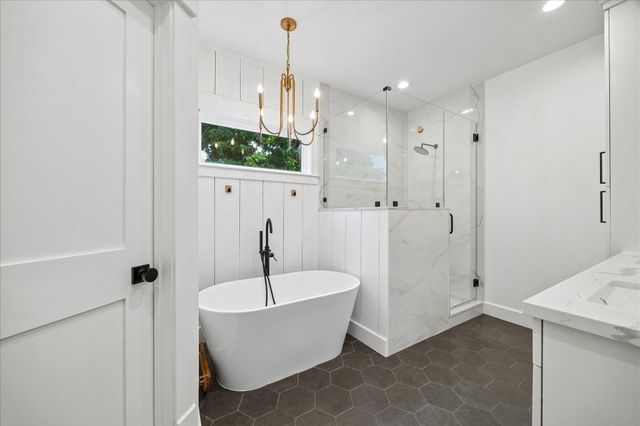 1205 Temple Street, Houston, TX 77009