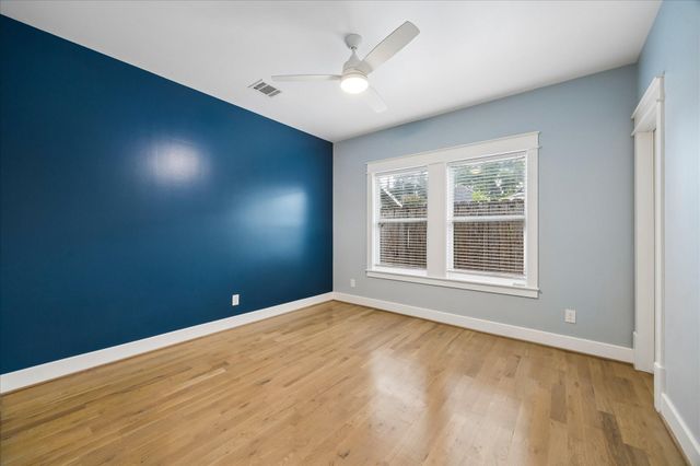 1205 Temple Street, Houston, TX 77009
