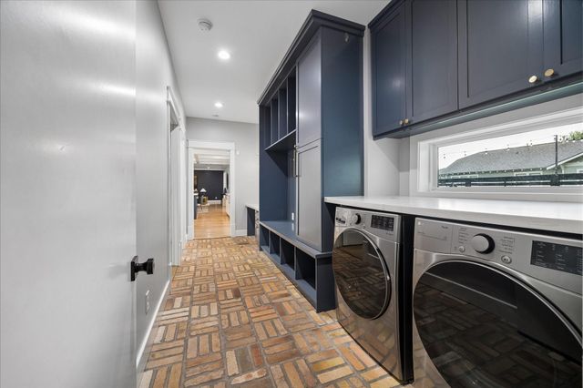 1205 Temple Street, Houston, TX 77009