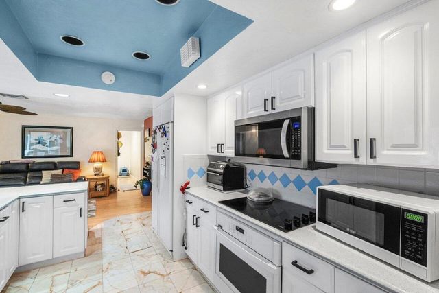 1220 SW 25th Place, Boynton Beach, FL 33426