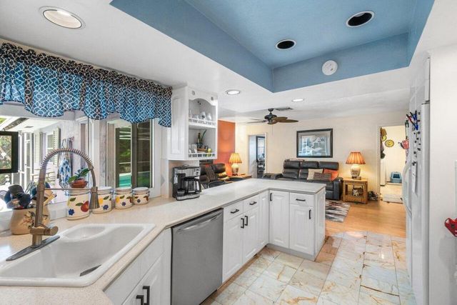 1220 SW 25th Place, Boynton Beach, FL 33426