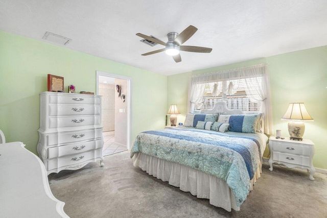 1220 SW 25th Place, Boynton Beach, FL 33426