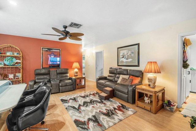 1220 SW 25th Place, Boynton Beach, FL 33426