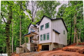 281 Loch Lomond Drive, Pickens, SC 29671
