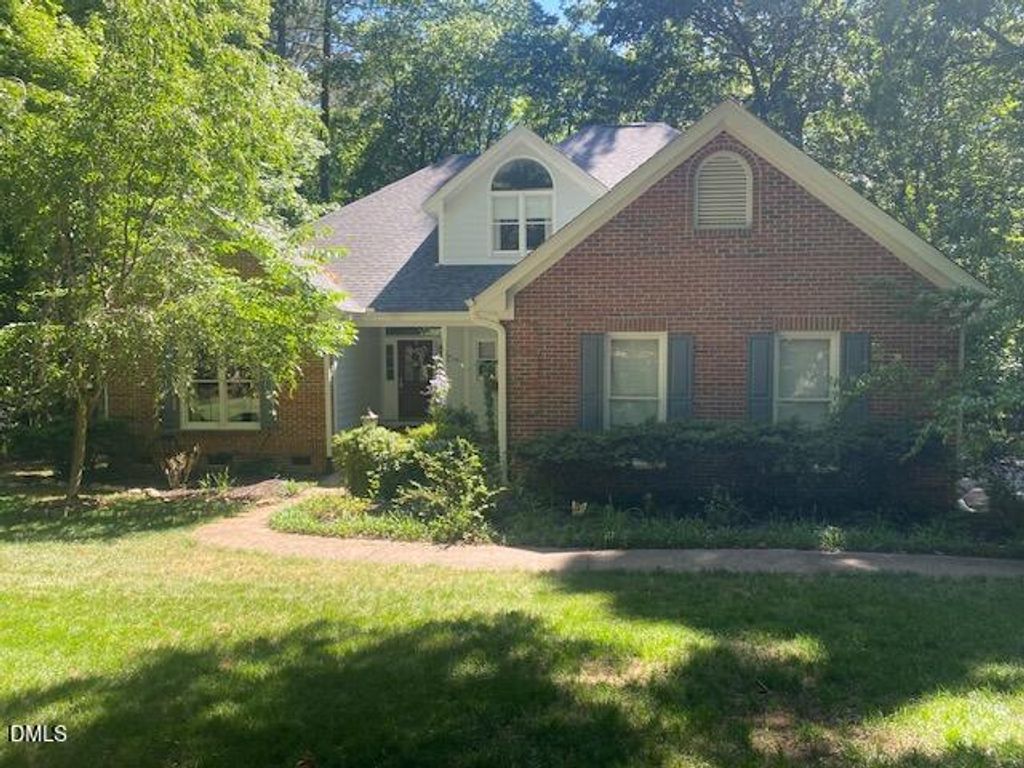 121 Light Falls Drive, Wake Forest, NC 27587