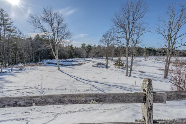 184 Deerfield Road, Nottingham, NH 03290