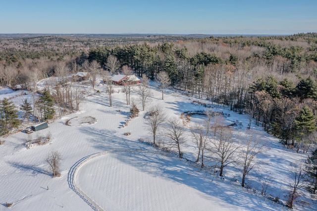 184 Deerfield Road, Nottingham, NH 03290