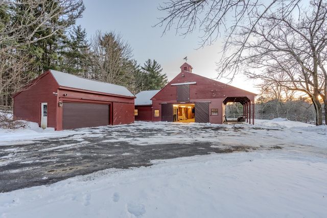 184 Deerfield Road, Nottingham, NH 03290