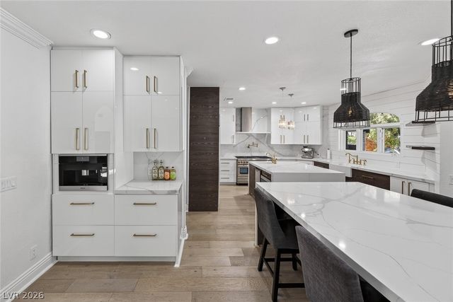 2239 Chatsworth Court, Henderson, NV 89074