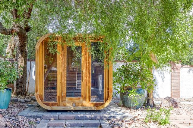 2239 Chatsworth Court, Henderson, NV 89074