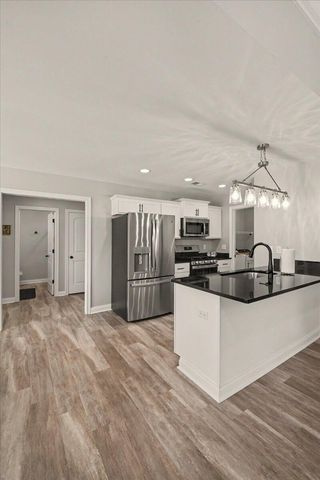 452 Middle Creek Way, Berea, KY 40403
